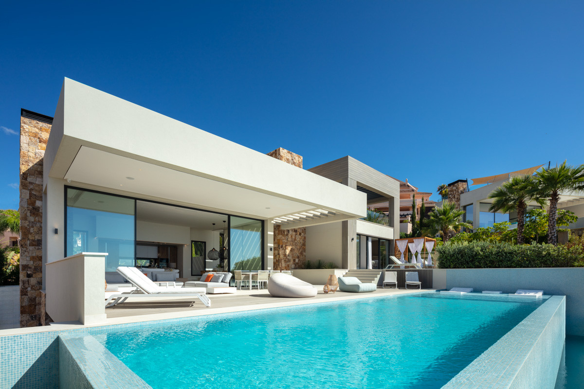 Villa con vistas al mar en Nueva Andalucia