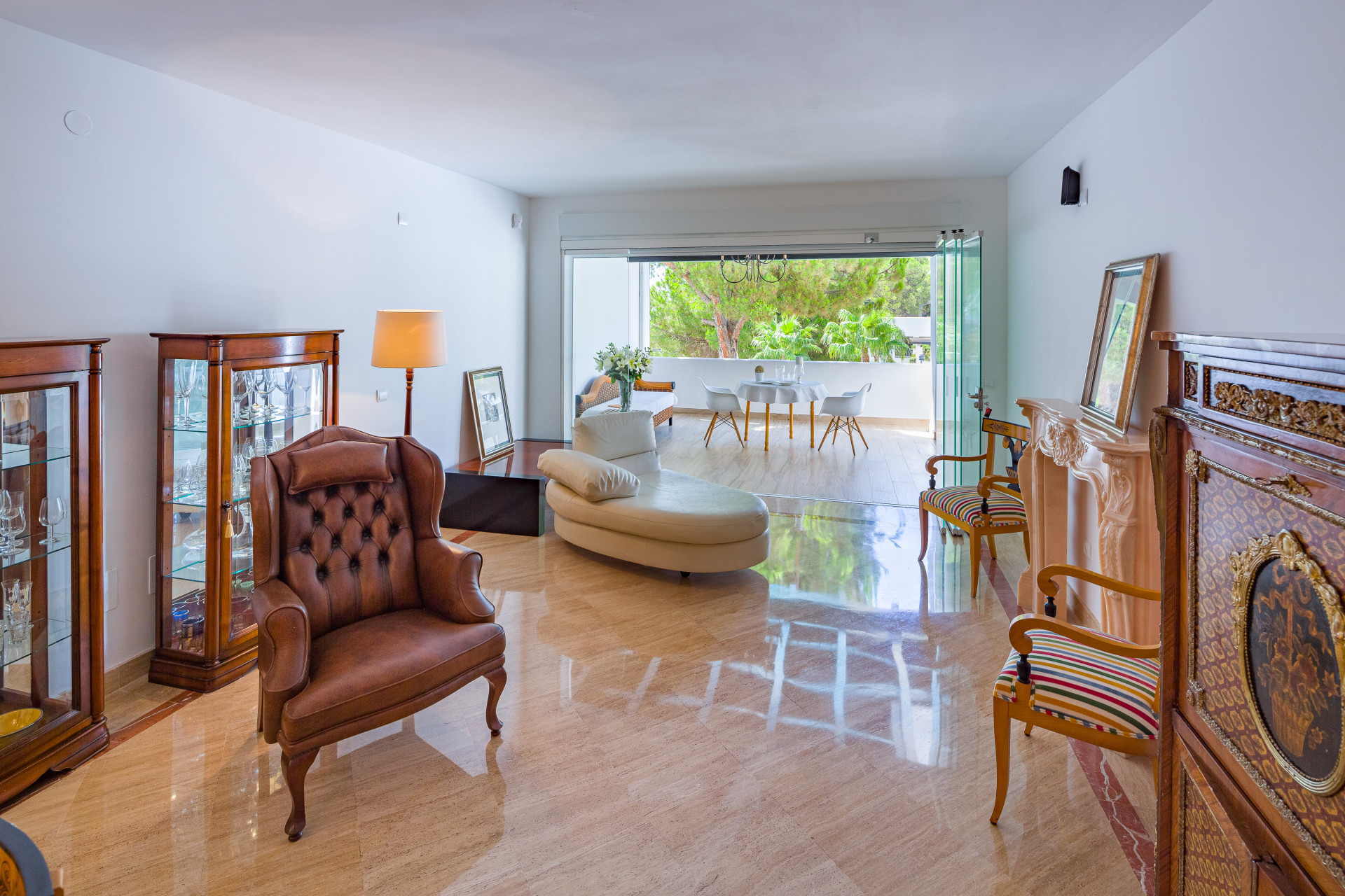 Apartment with mountain views in Park Club Suites, Marbella Este