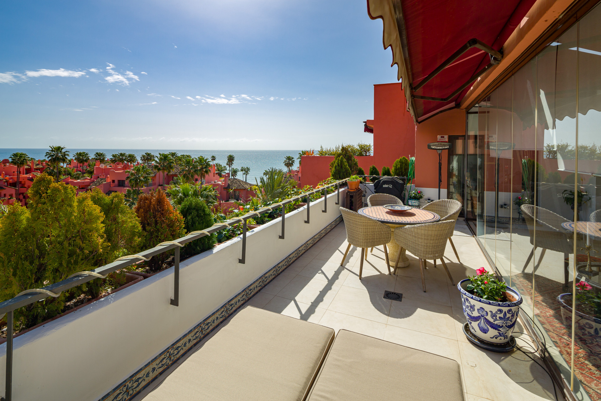 Beachside Duplex Penthouse with sea views in New Golden Mile, Estepona