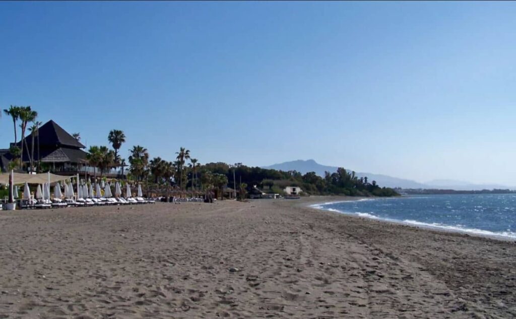 Playa del Padrón en Estepona