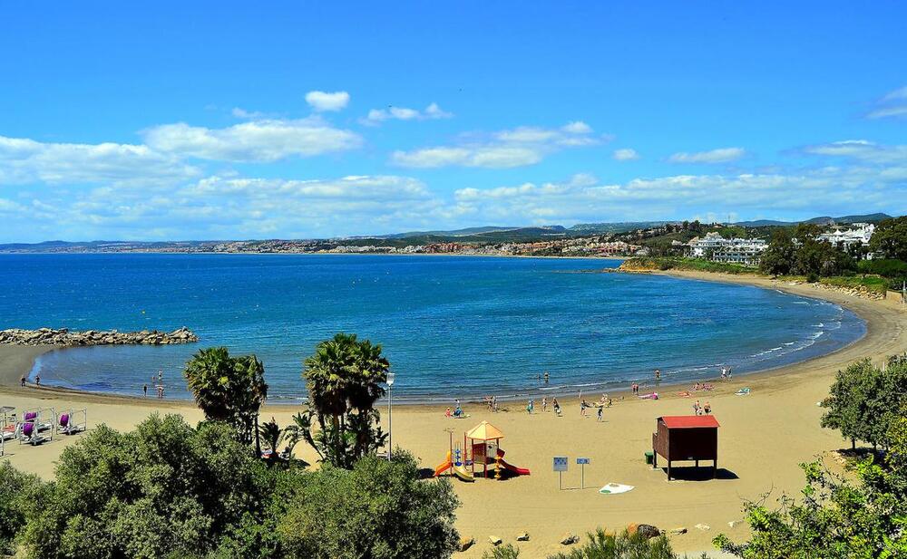 Playa del Cristo en Estepona