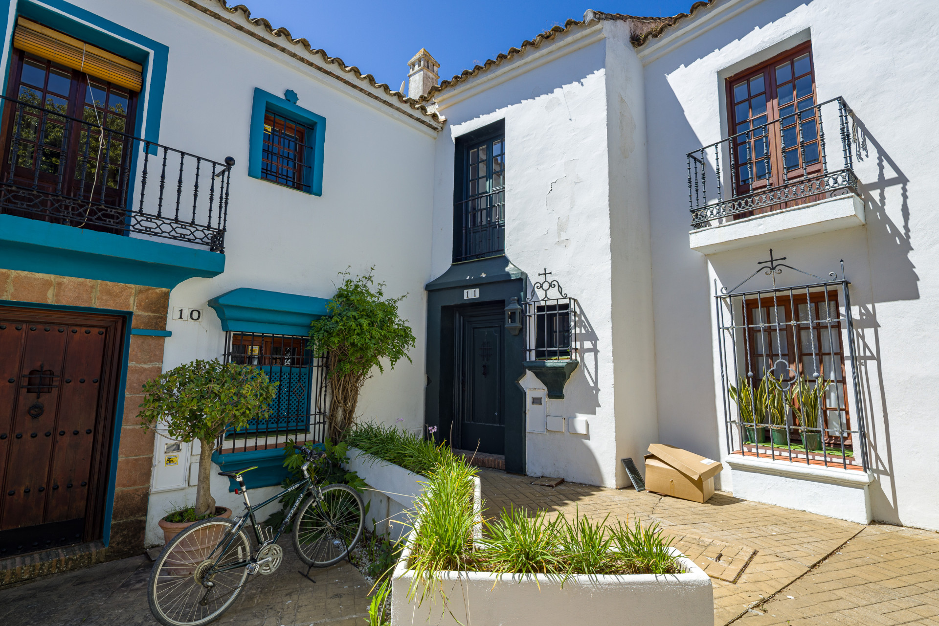 Beachside Town House with private terrace in Guadalmina Baja, San Pedro de Alcantara