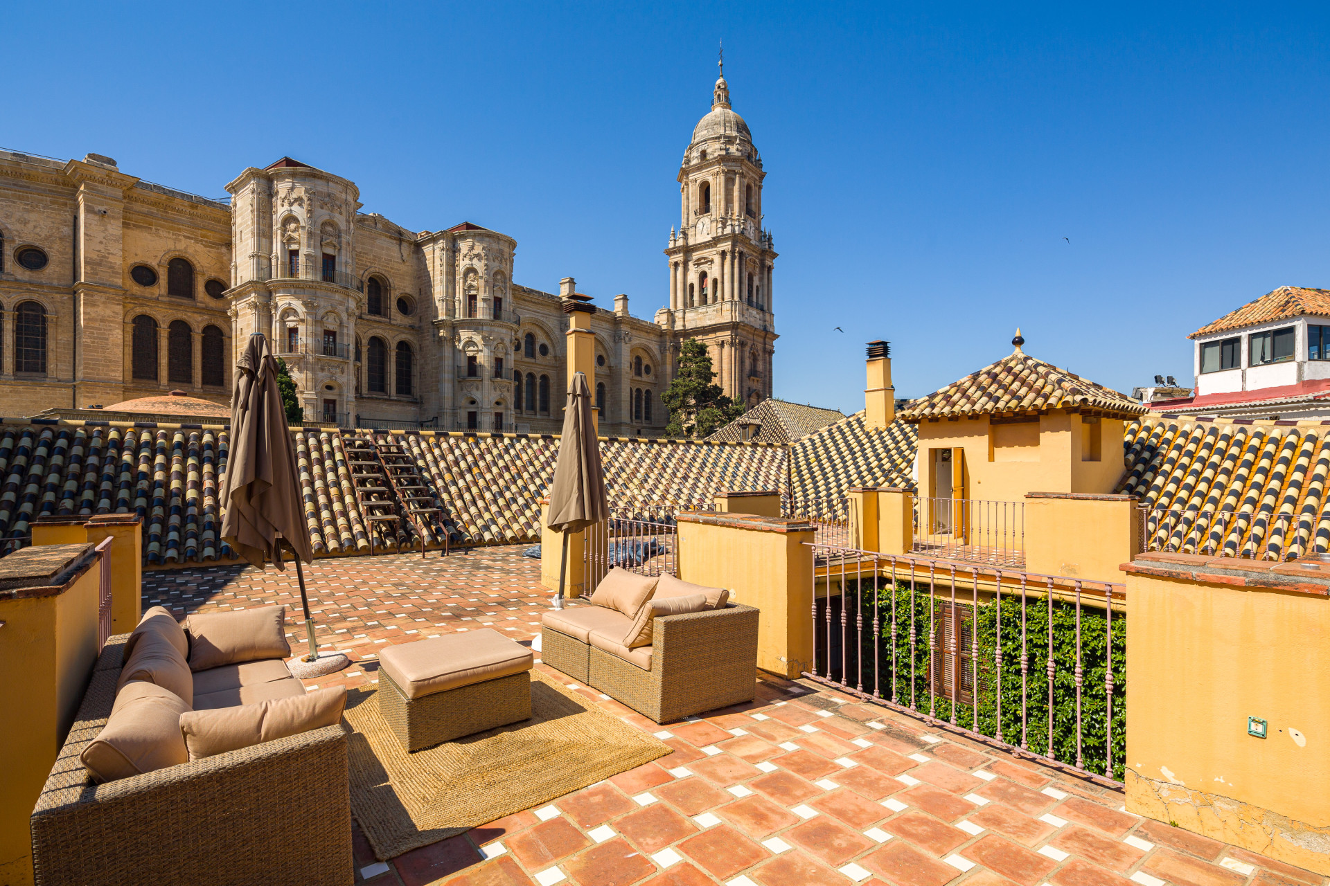 <b>Ático Duplex</b> con terraza privada en <b>Malaga Centro</b> - 1
