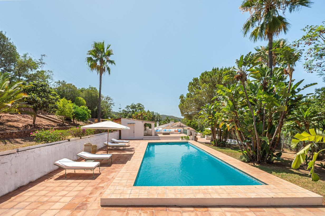 <b>Villa</b> con vistas a la montaña en <b>Nueva Andalucia</b> - 1