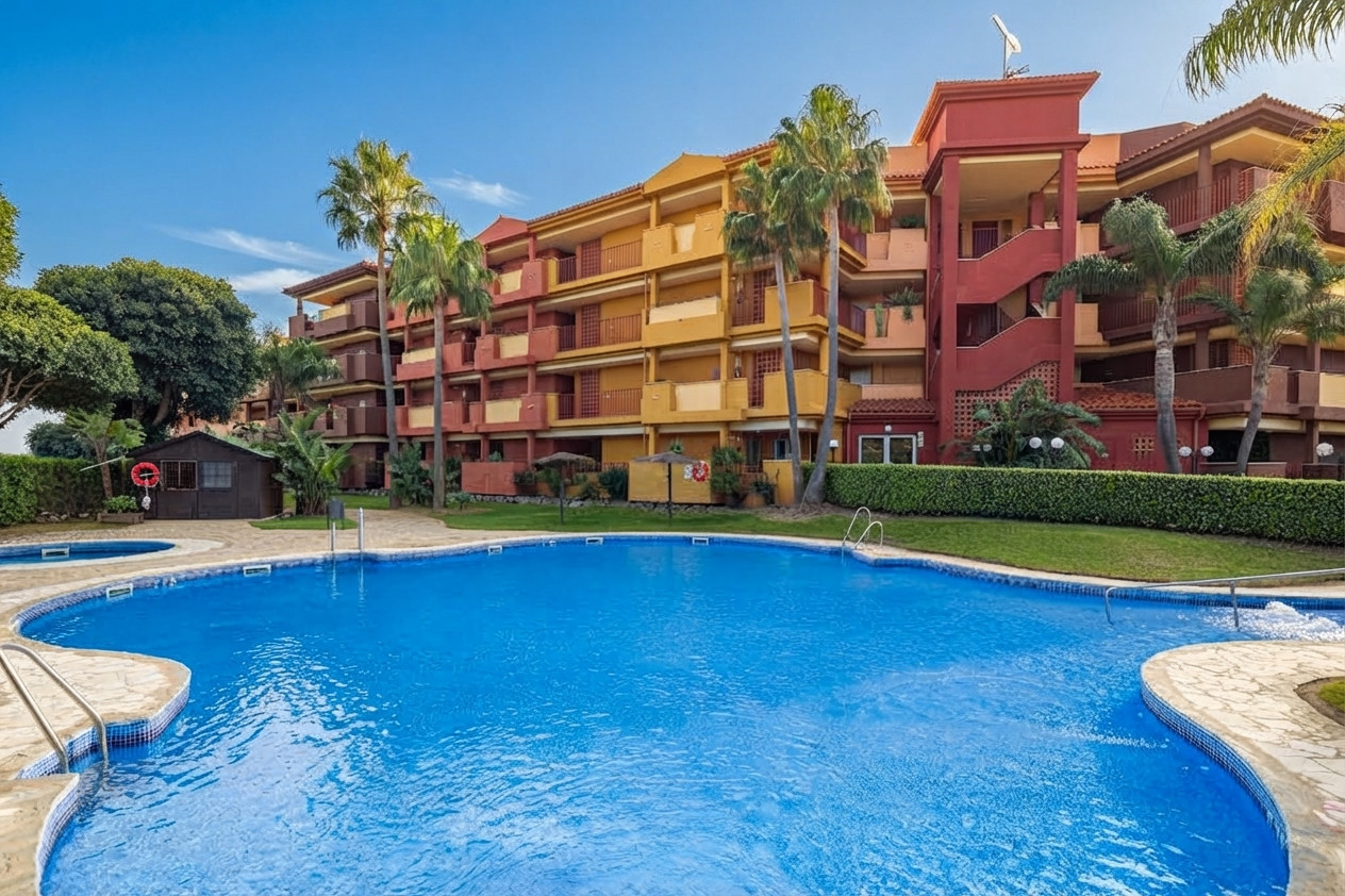<b>Apartment</b> with panoramic sea views in La Reserva de Marbella, <b>Marbella Este</b> - 1